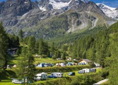 12 کمپ کوهستانی برتر در اروپا