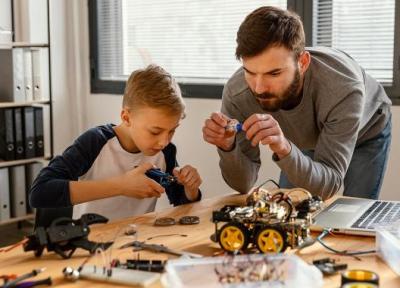 5 روش تعمیر اسباب بازی در خانه؛ اسباب بازی بچه ها خود را راحت تعمیر کنید